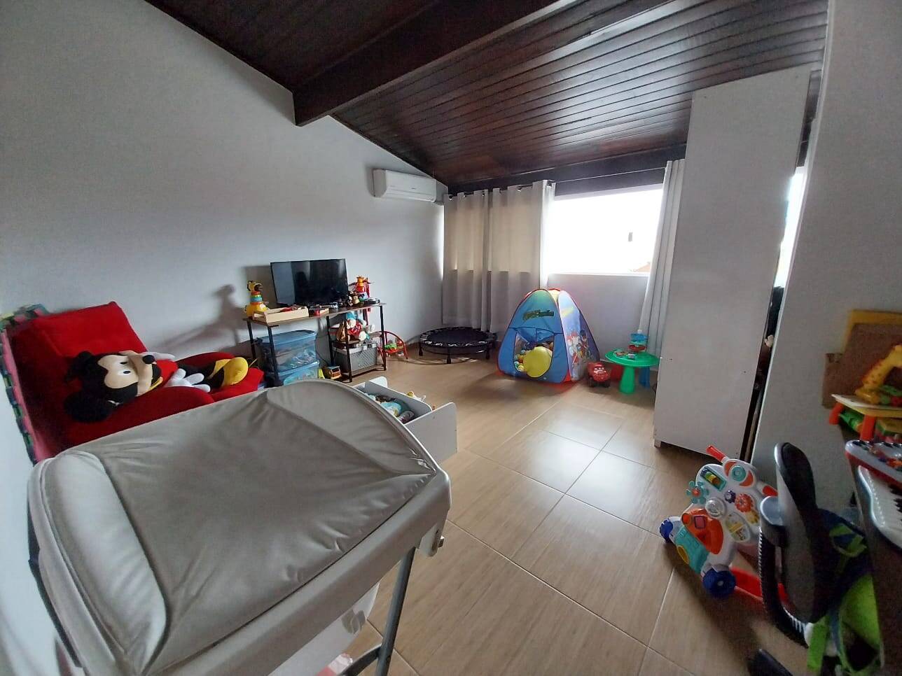 Casa, 4 quartos, 207 m² - Foto 6