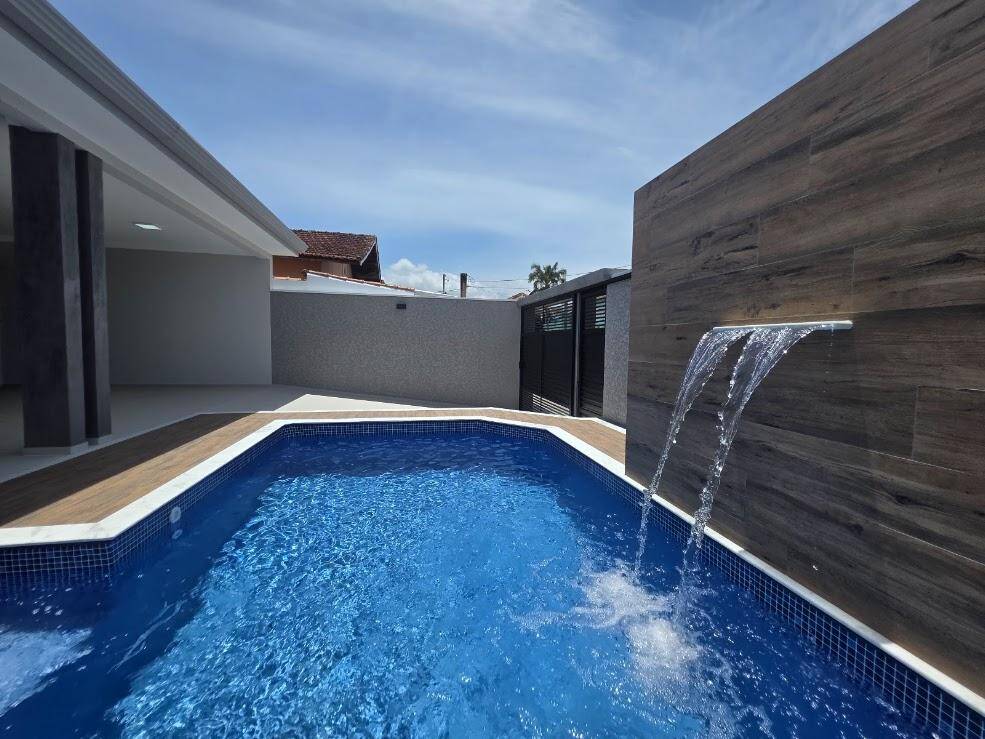 Casa, 3 quartos, 130 m² - Foto 1