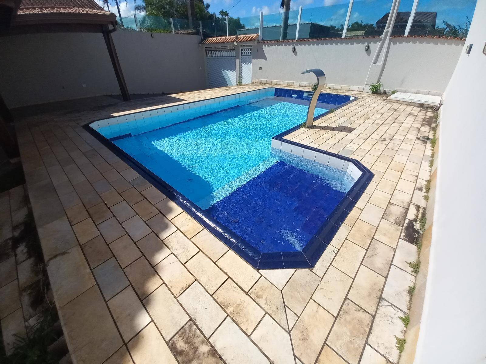 Casa, 4 quartos, 240 m² - Foto 39