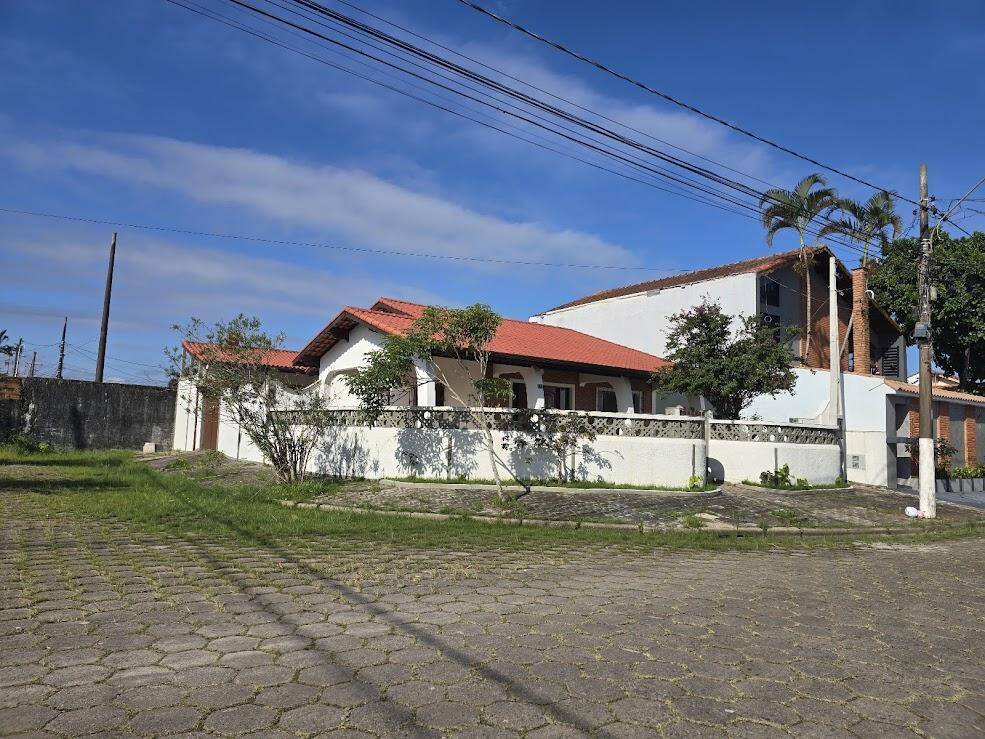 Casa, 2 quartos, 132 m² - Foto 1