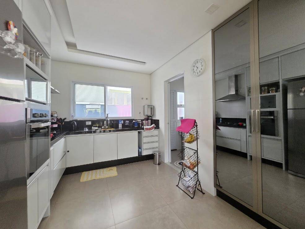 Casa, 4 quartos, 222 m² - Foto 11