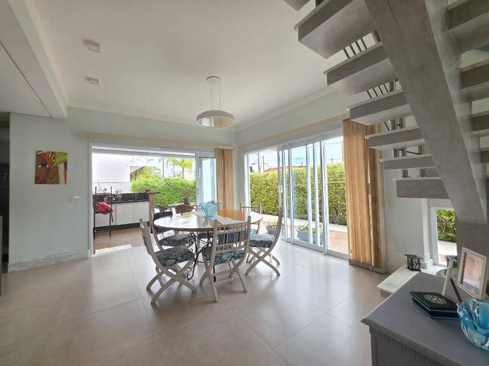 Casa, 4 quartos, 222 m² - Foto 8