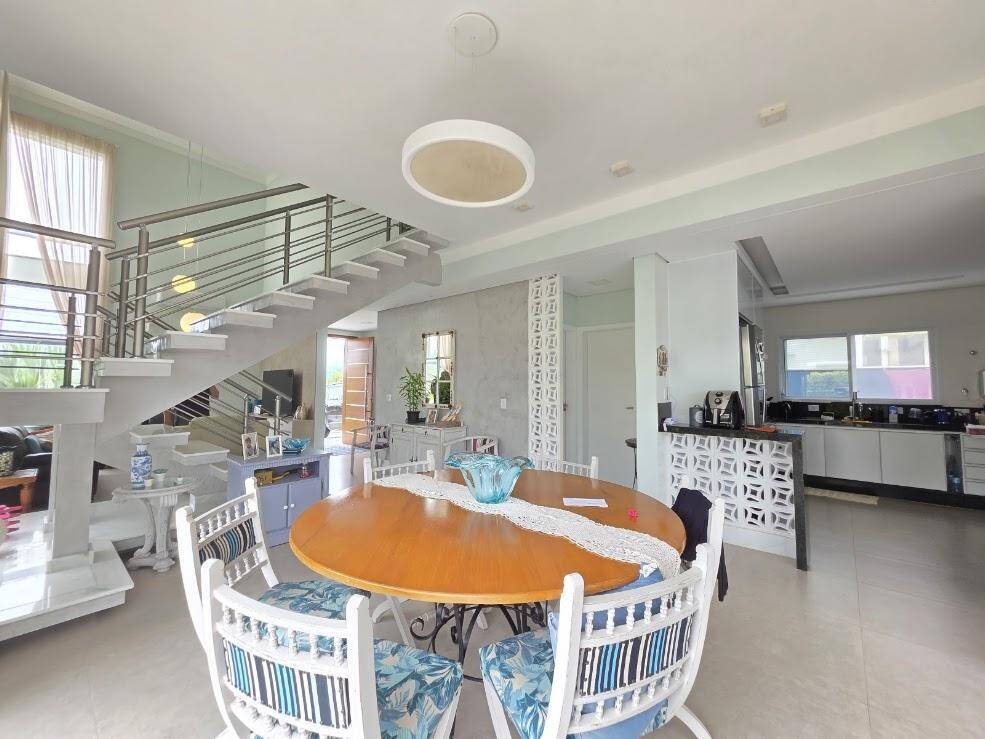 Casa, 4 quartos, 222 m² - Foto 44