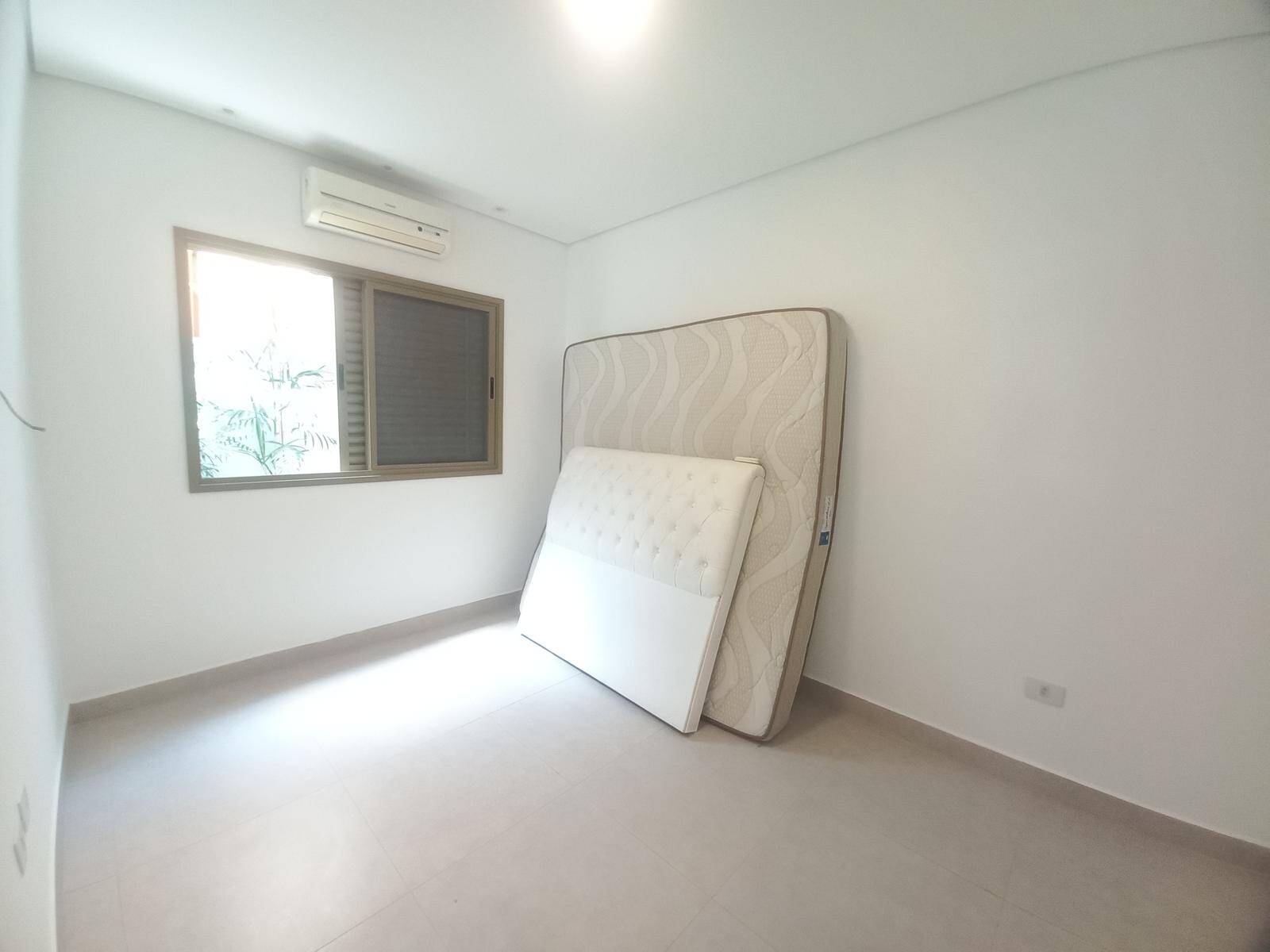 Casa, 4 quartos, 215 m² - Foto 43