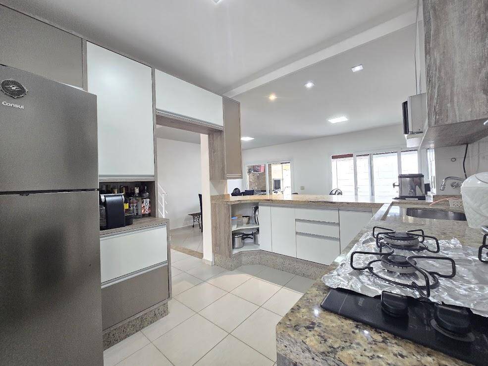 Casa, 4 quartos, 157 m² - Foto 6