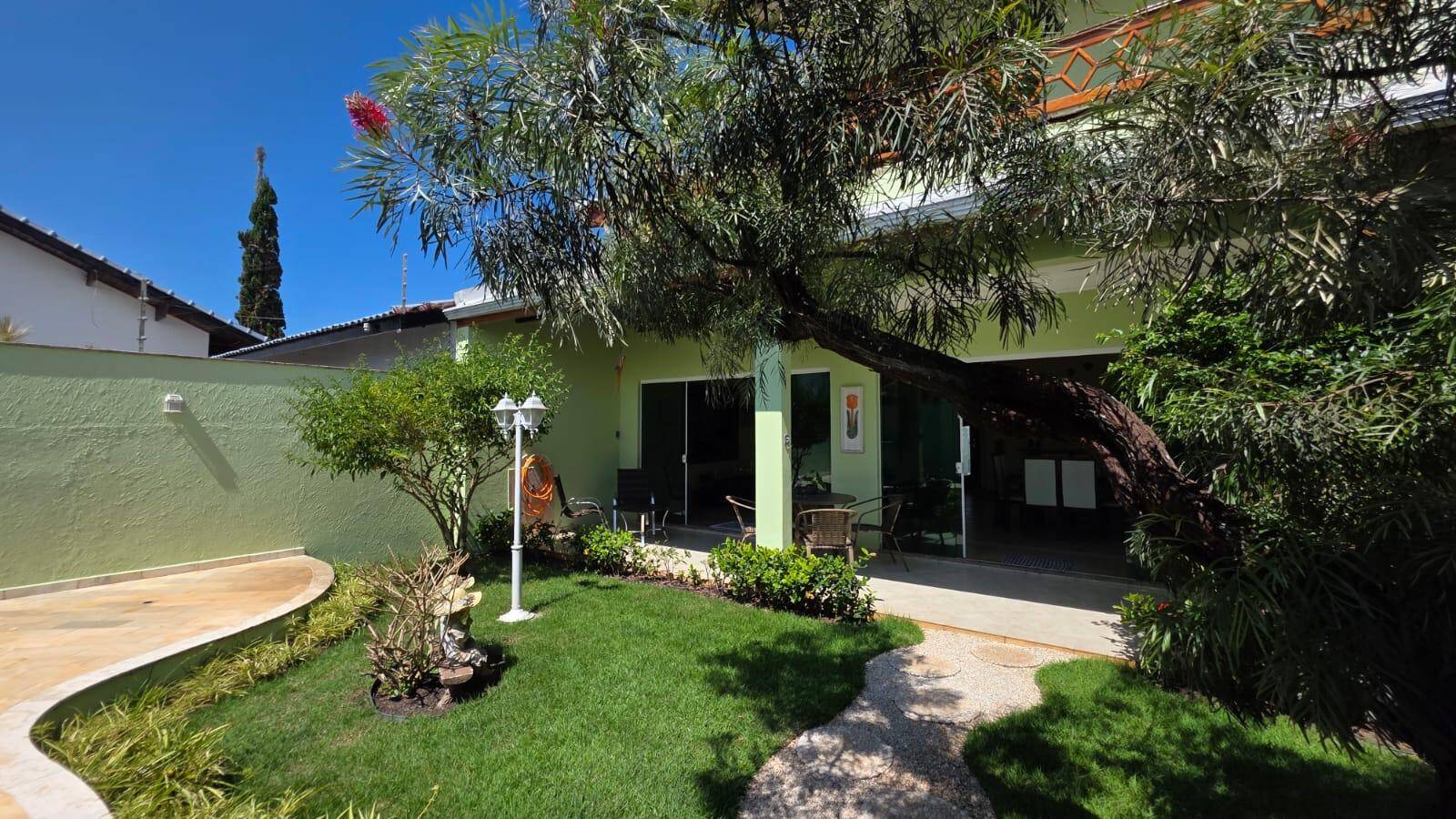 Casa, 3 quartos, 252 m² - Foto 3