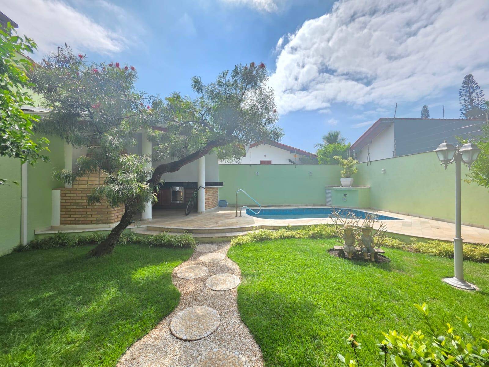 Casa, 3 quartos, 252 m² - Foto 23