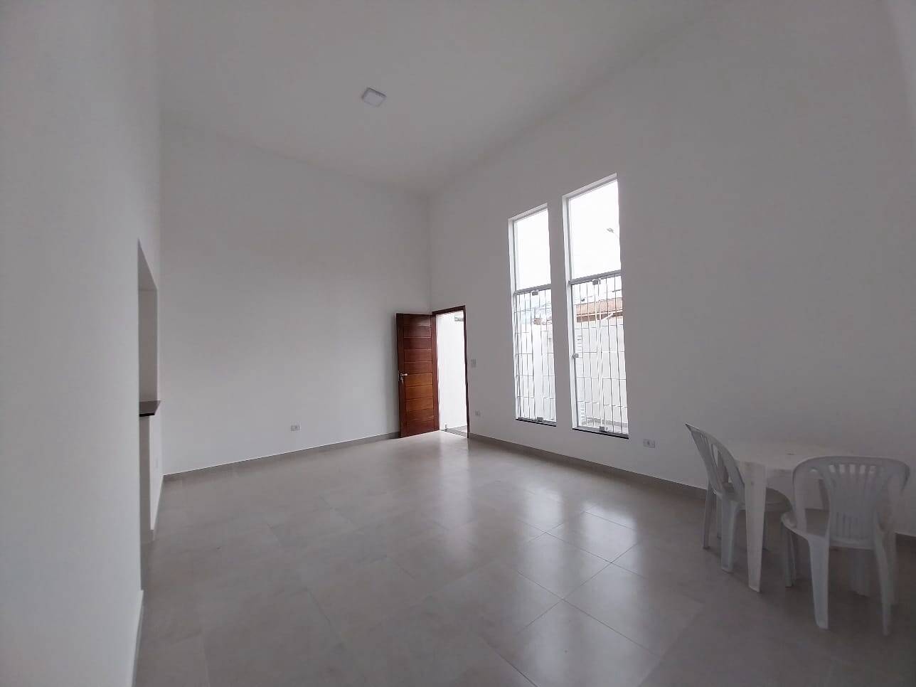 Casa, 3 quartos, 98 m² - Foto 2