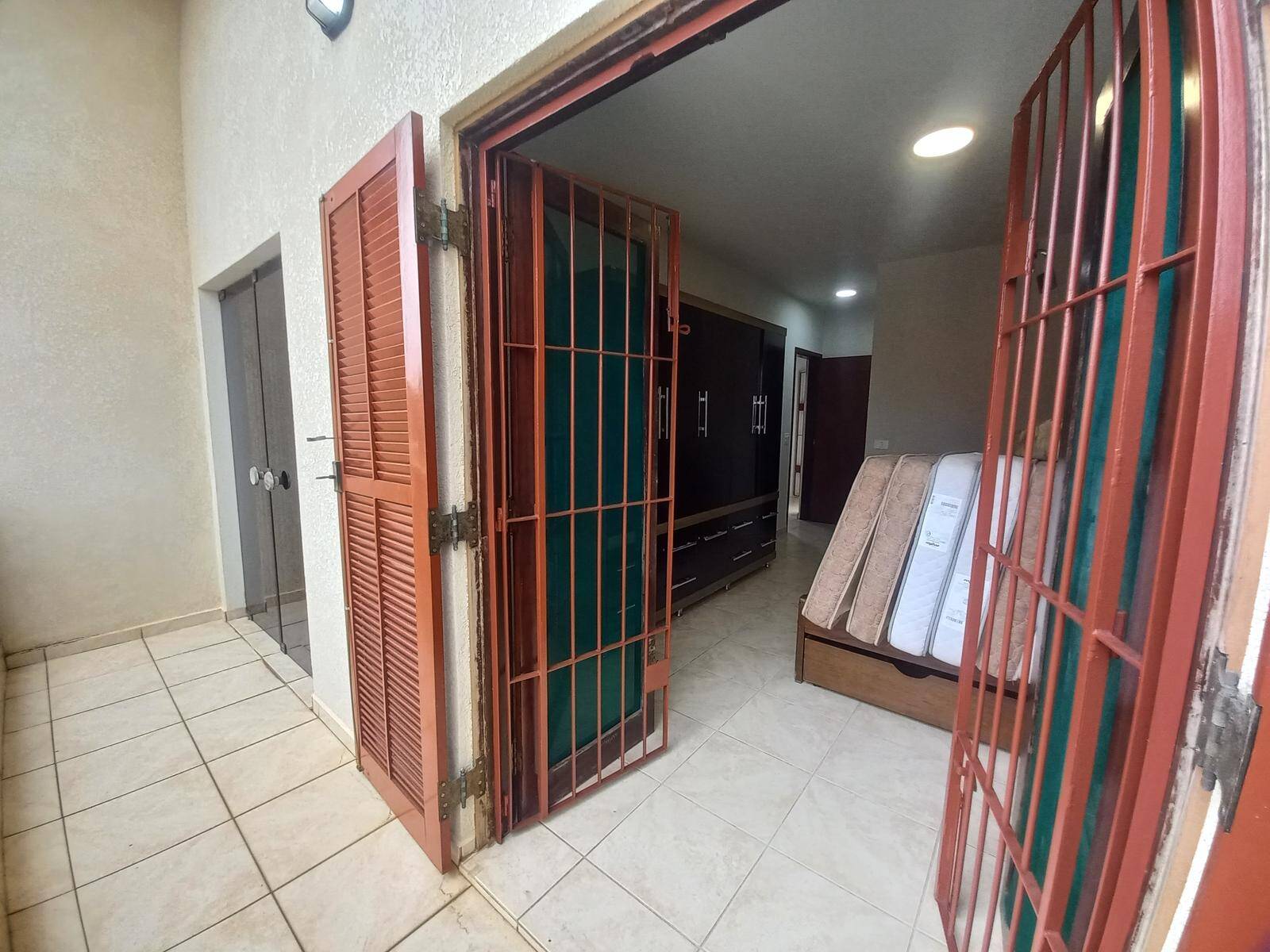 Casa, 4 quartos, 324 m² - Foto 30