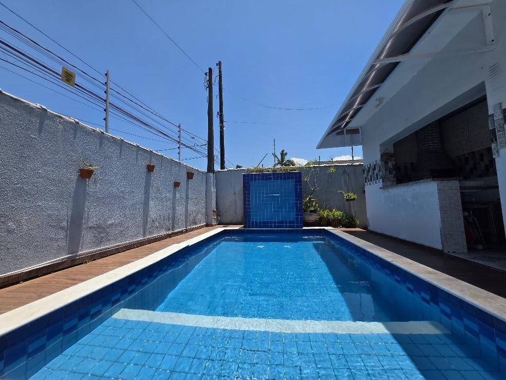 Casa, 5 quartos, 156 m² - Foto 1
