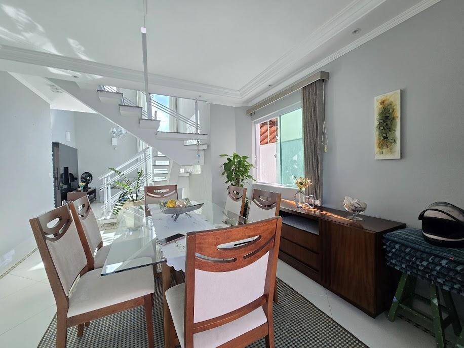 Casa, 4 quartos, 188 m² - Foto 5