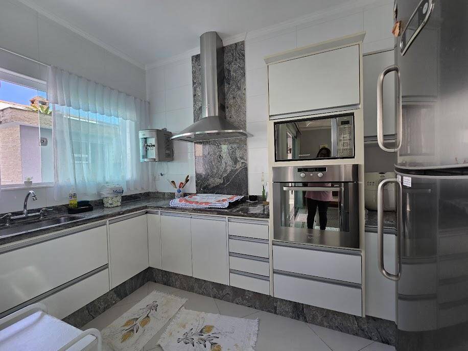 Casa, 4 quartos, 188 m² - Foto 13