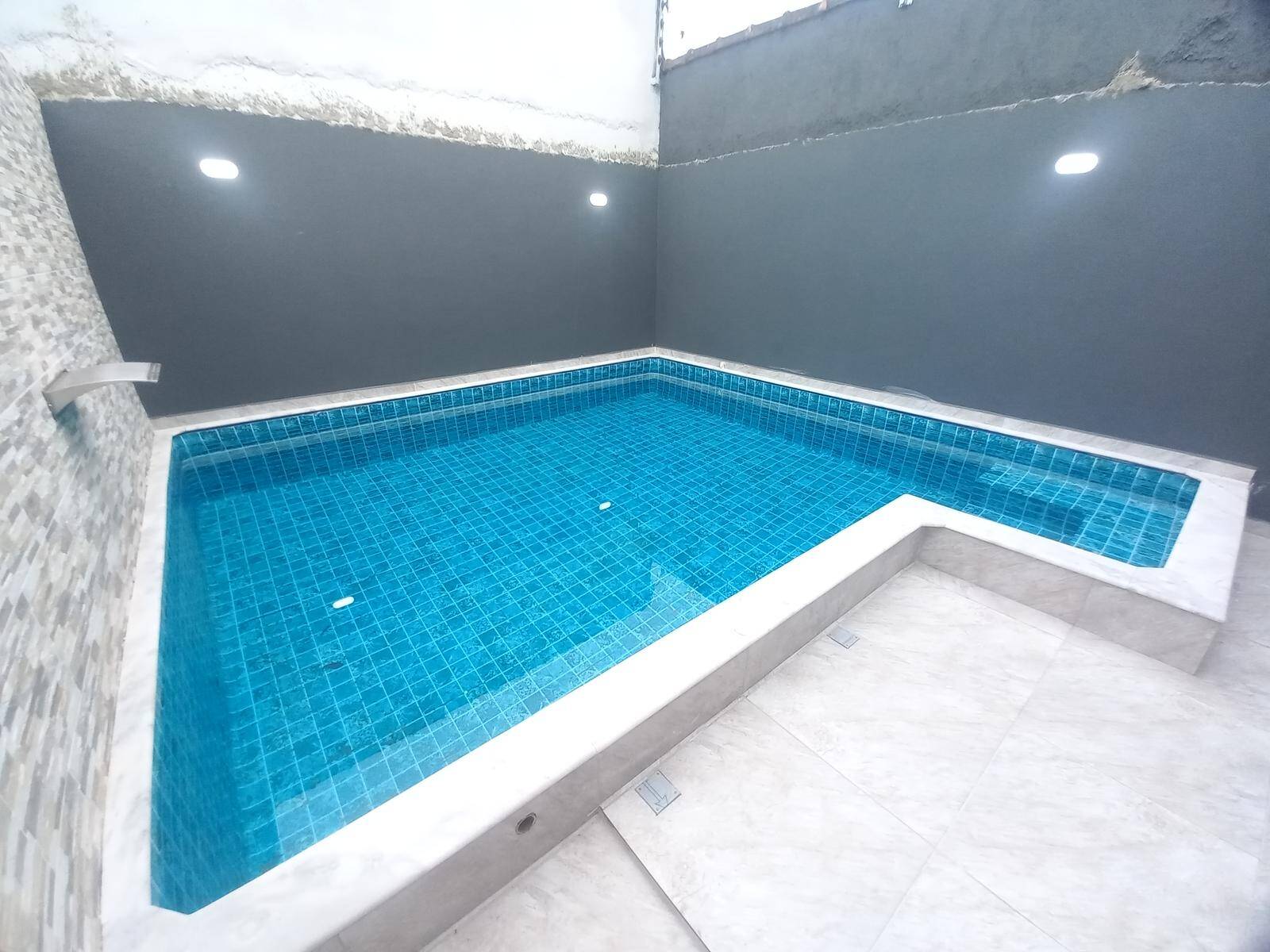 Casa, 2 quartos, 75 m² - Foto 1