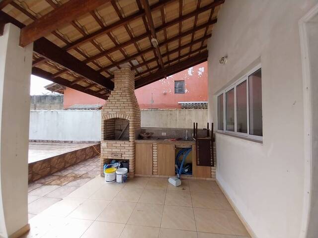 Casa para Venda em Peruíbe - 2