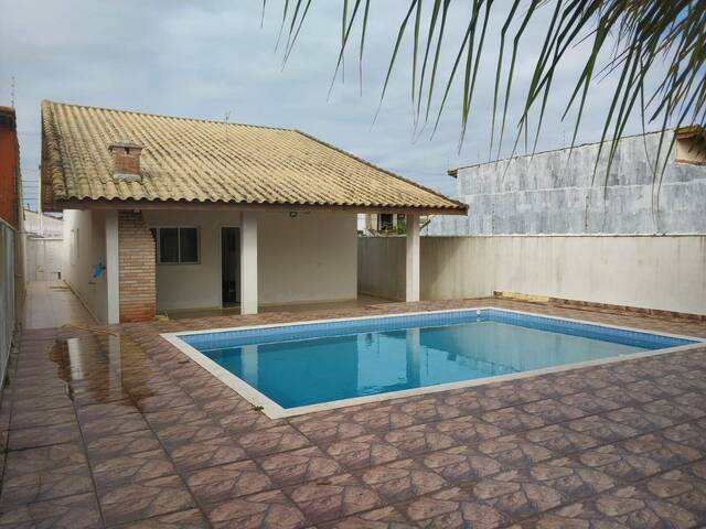 Casa para Venda em Peruíbe - 3