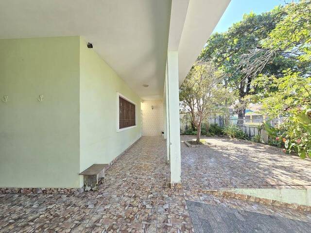 Casa para Venda em Peruíbe - 2