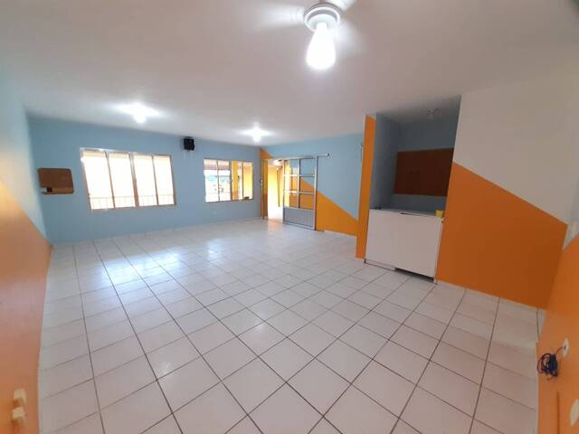 Sala para Venda em Peruíbe - 4