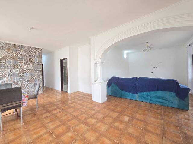 Casa para Venda em Peruíbe - 4