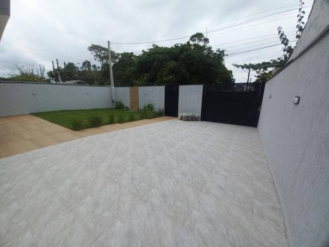 Casa para Venda em Peruíbe - 3