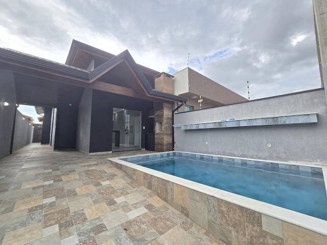 Casa para Venda em Peruíbe - 5
