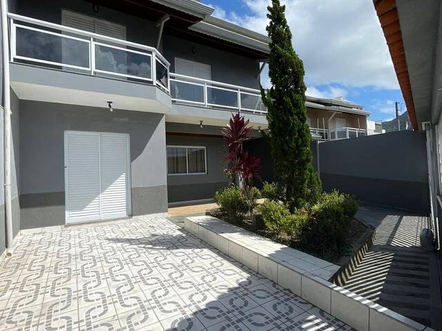 Casa para Venda em Peruíbe - 3