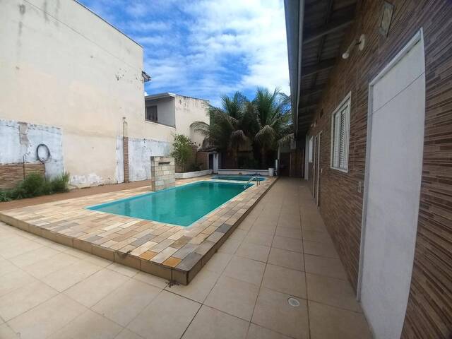 Casa para Venda em Peruíbe - 2