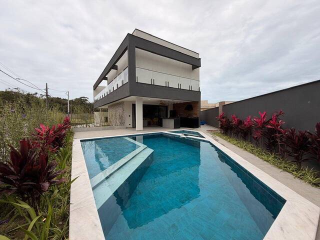 Casa para Venda em Peruíbe - 3