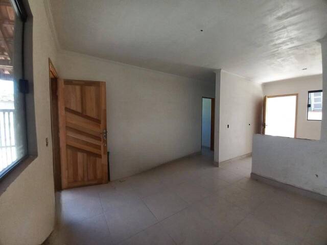 Casa para Venda em Peruíbe - 3