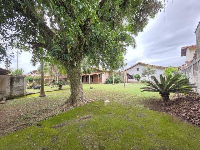 Casa para Venda em Peruíbe - 2