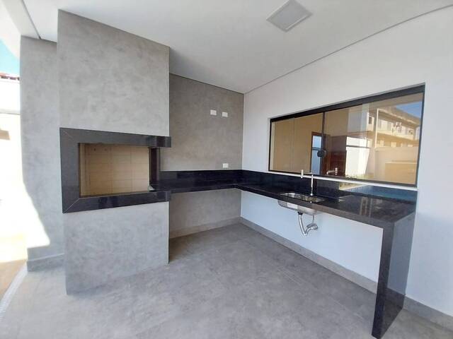 #109 - Casa para Venda em Peruíbe - SP - 2